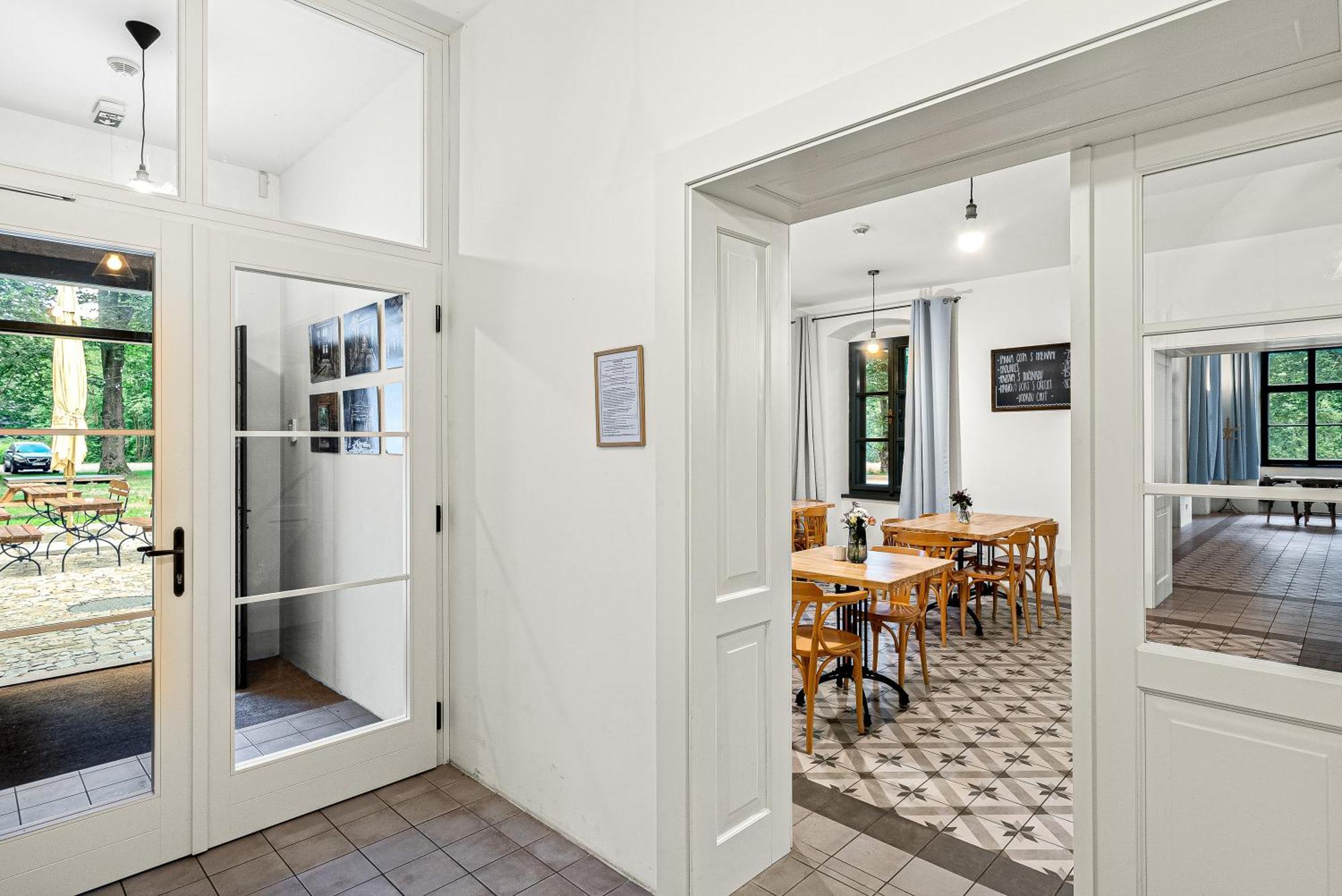 Vyletni Restaurace Rudolfov Hotel Jindřichův Hradec Buitenkant foto